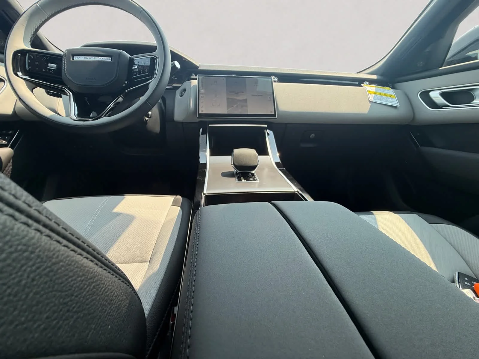 New 2026 Santorini Black Land Rover S image 10