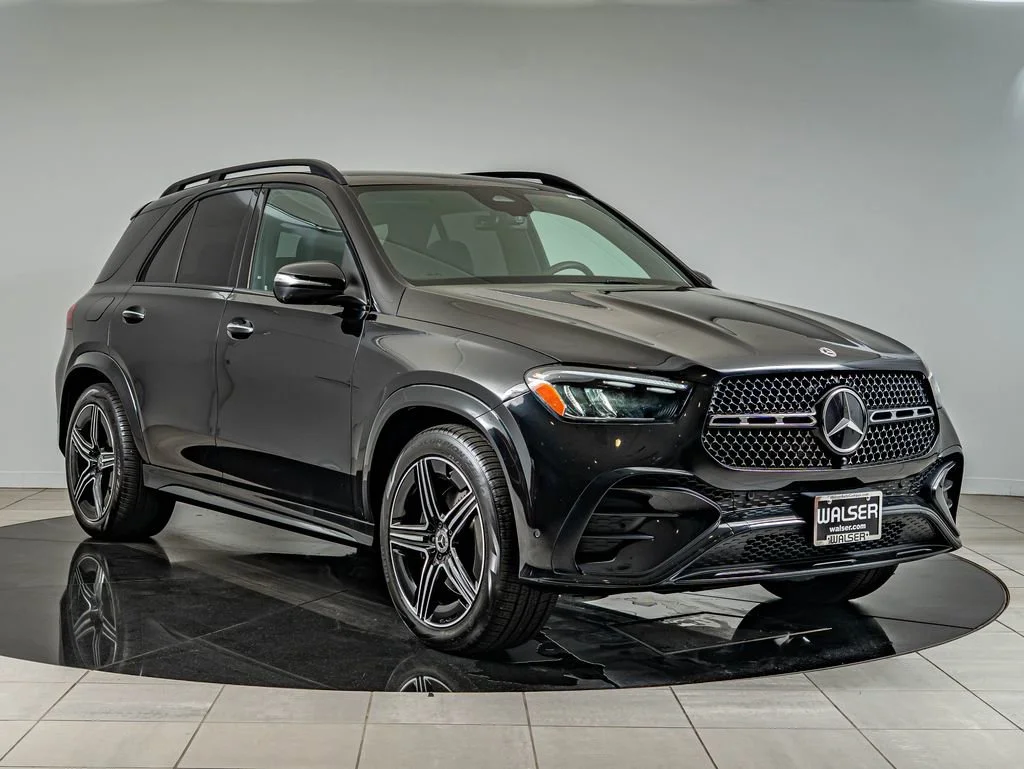 Used 2025 Obsidian Black Metallic Mercedes-Benz GLE 350 image 3