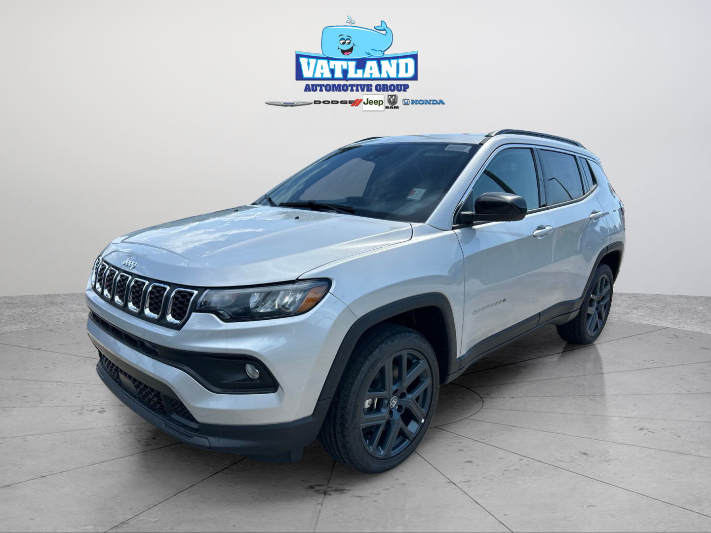 New 2026 Silver Zynith Metallic Clear-Coat Exterior Paint Jeep Latitude image 20