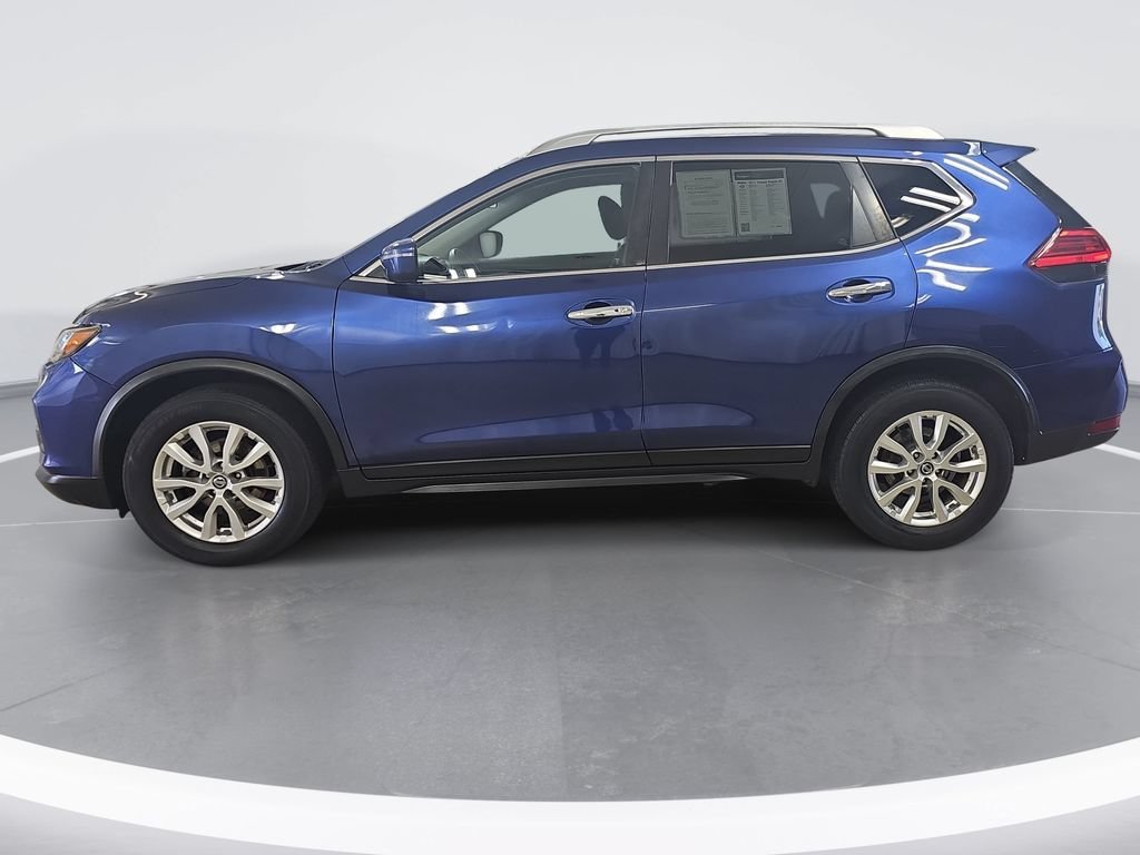 Used 2017 Blue Nissan SV image 7