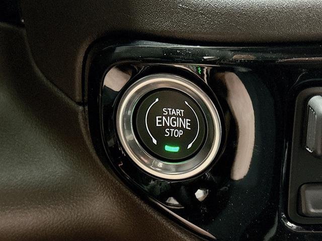 New 2026 Summit White GMC SLT image 51