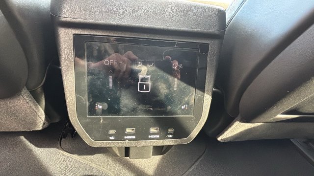 2025 GMC Yukon AT4 Ultimate - Photo 27
