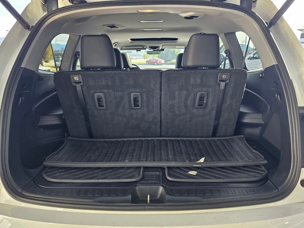 Used 2020 White Honda EX-L image 15