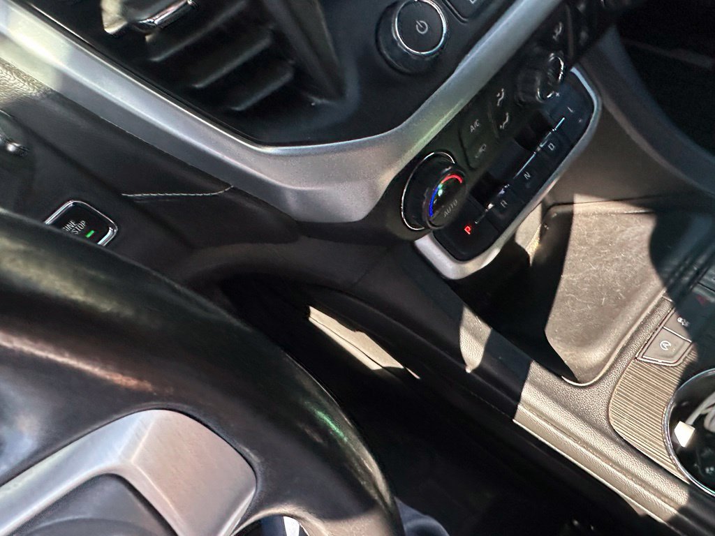 Used 2021 Black GMC SLT image 14