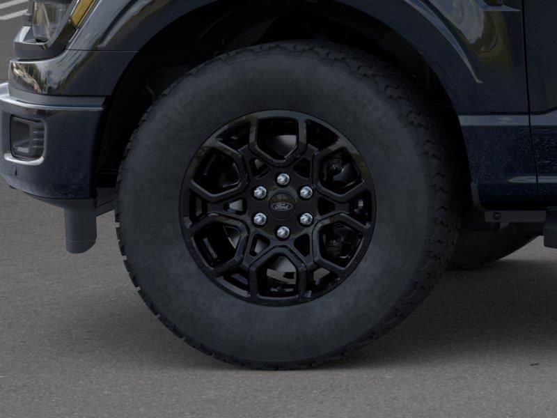 New 2026 Agate Black Metallic Ford XLT image 19