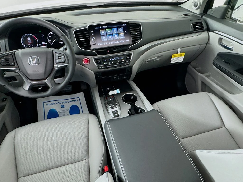 New 2026 Platinum White Pearl Honda RTL image 32