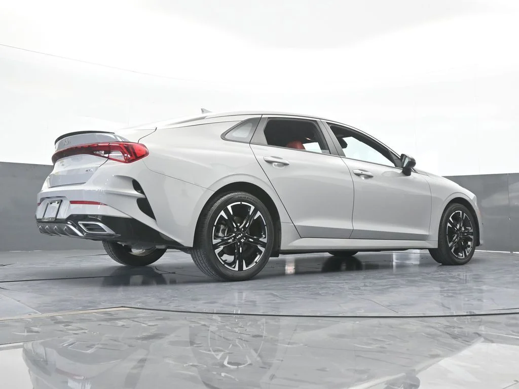 Used 2024 Wolf Gray Kia GT-Line image 64