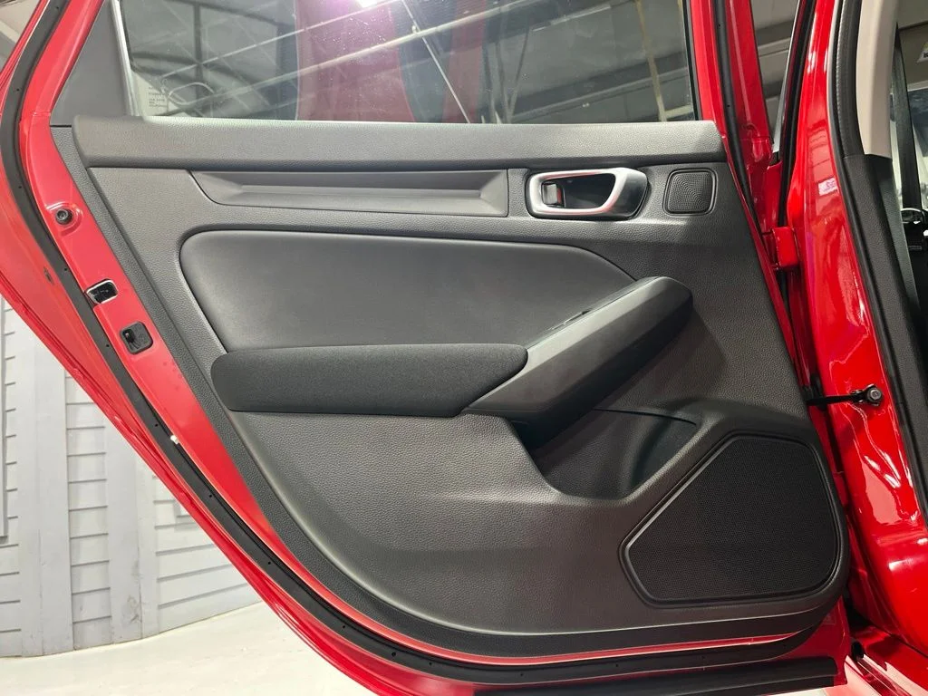 Used 2023 Rallye Red Honda EX image 25
