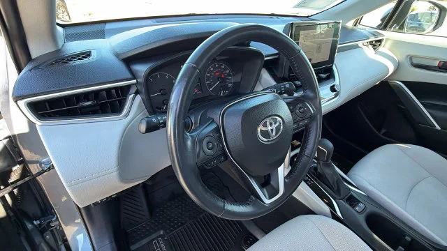 Used 2023 Silver Toyota LE image 31