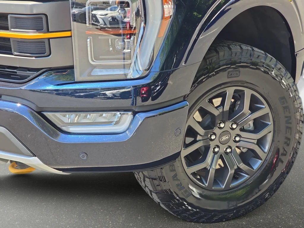 Used 2022 Blue Ford Tremor image 34