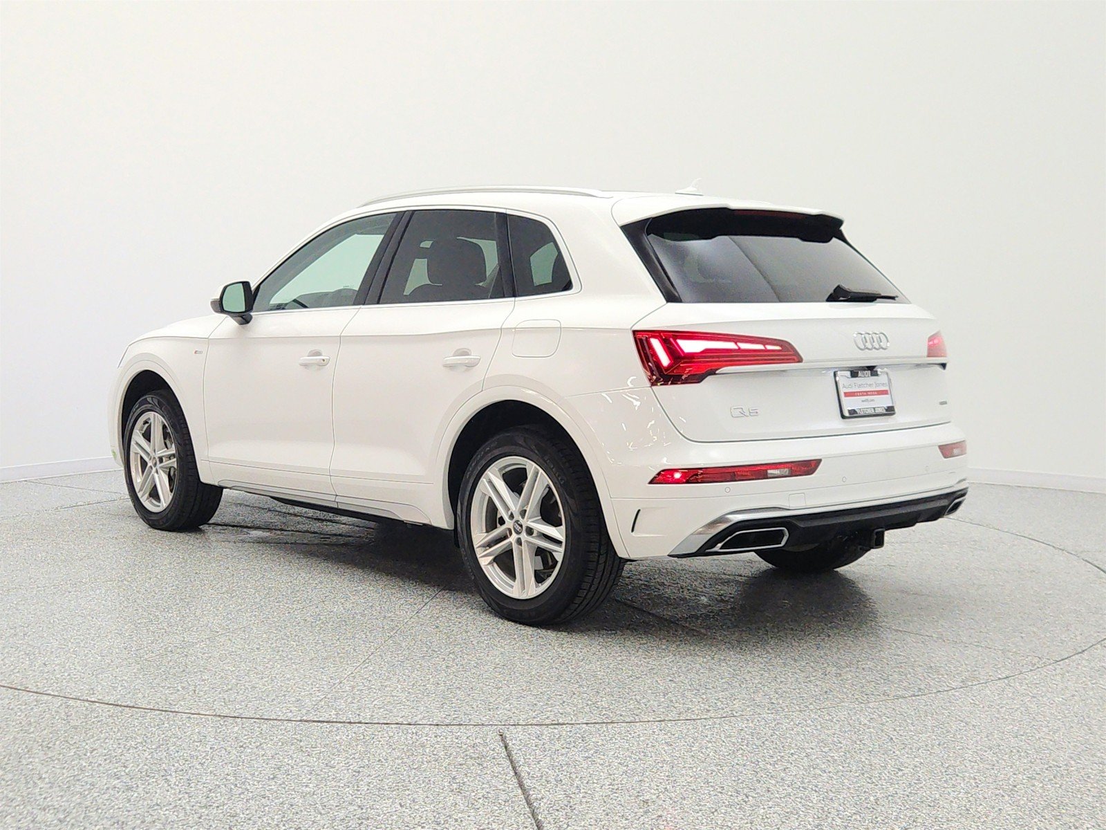 Used 2023 Ibis White Audi S line Premium Plus 55 TFSI e quattro image 7