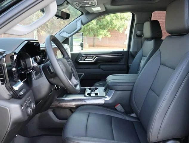 2026 Chevrolet Silverado 2500 HD LTZ - Photo 11