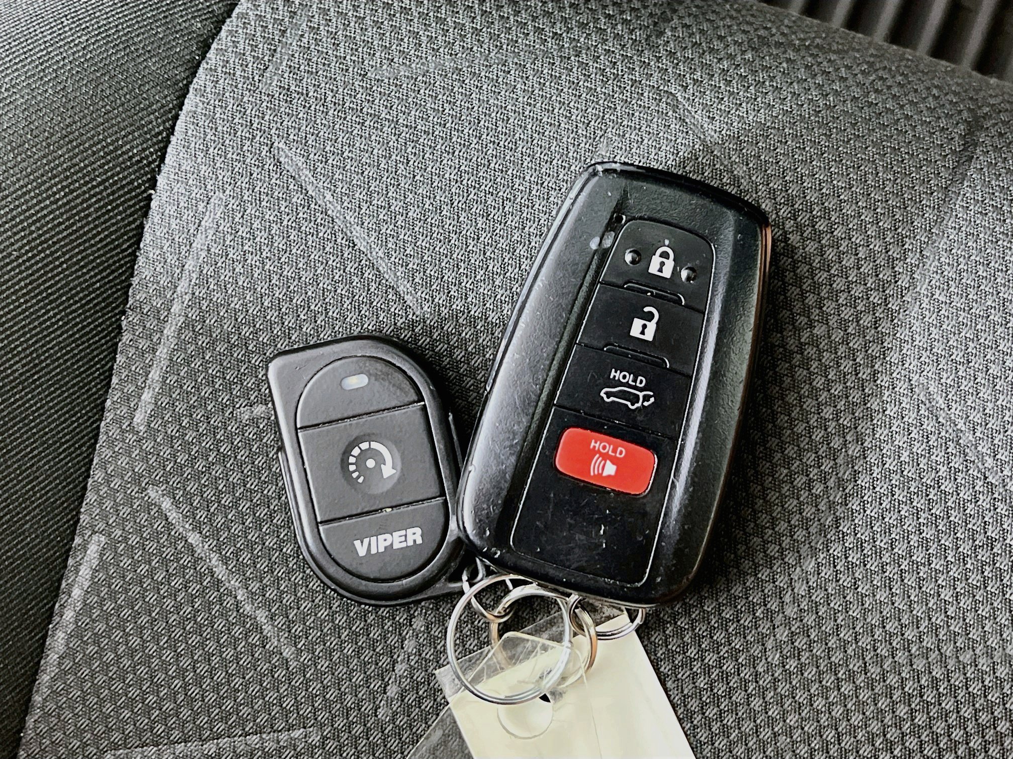 Used 2023 Red Toyota HYBRID XLE image 12