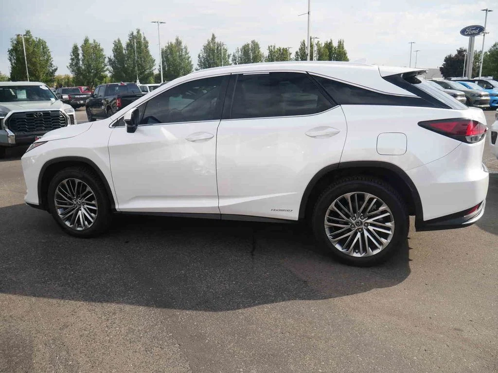 Used 2022 White Lexus 450h image 19