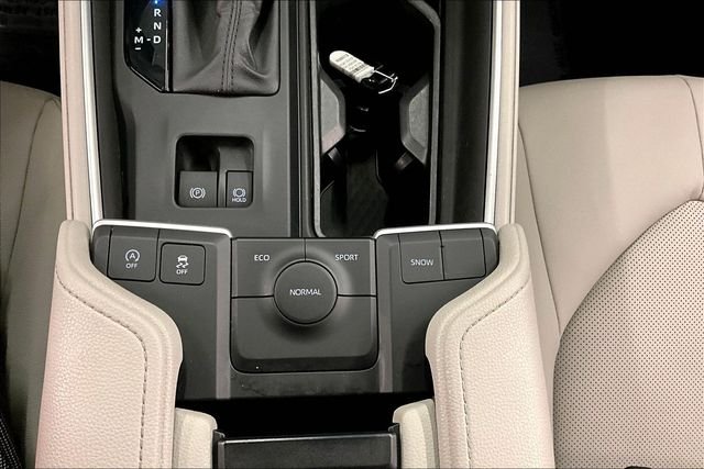 2024 Toyota Grand Highlander XLE - Photo 38