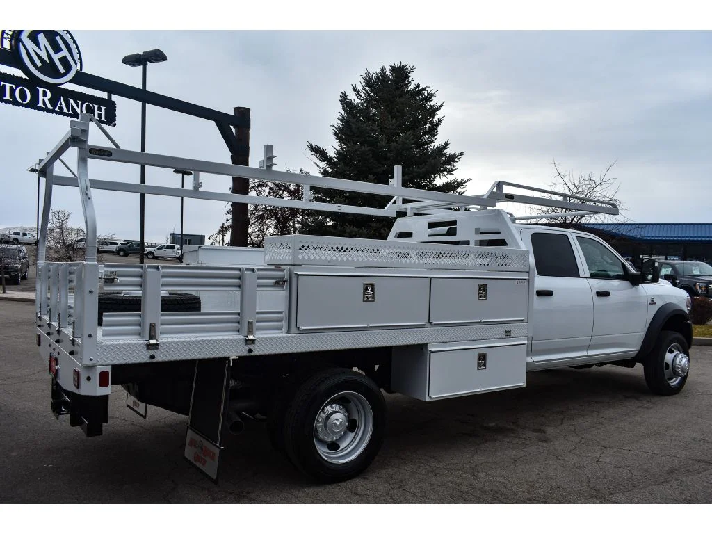 New 2024 Bright White Clear-Coat Exterior Paint RAM Tradesman image 5