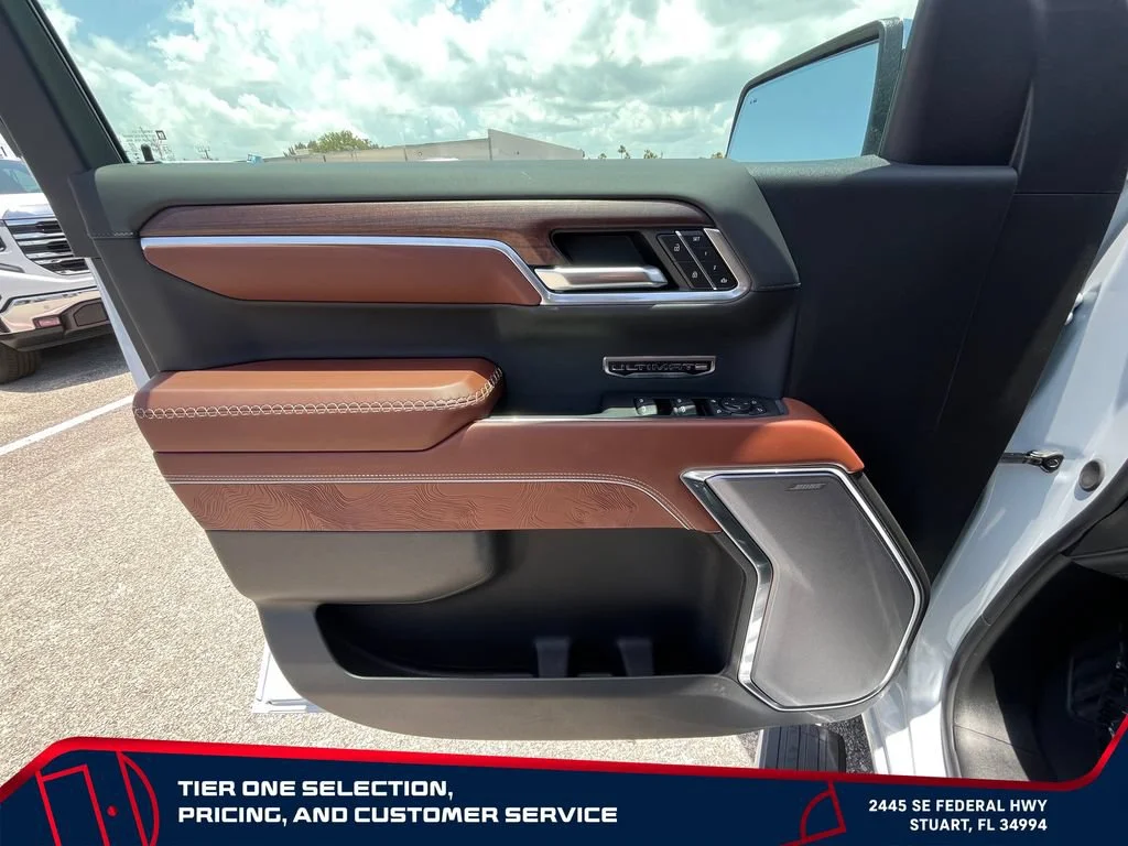 New 2026 Glacier White Tricoat GMC Denali Ultimate image 23
