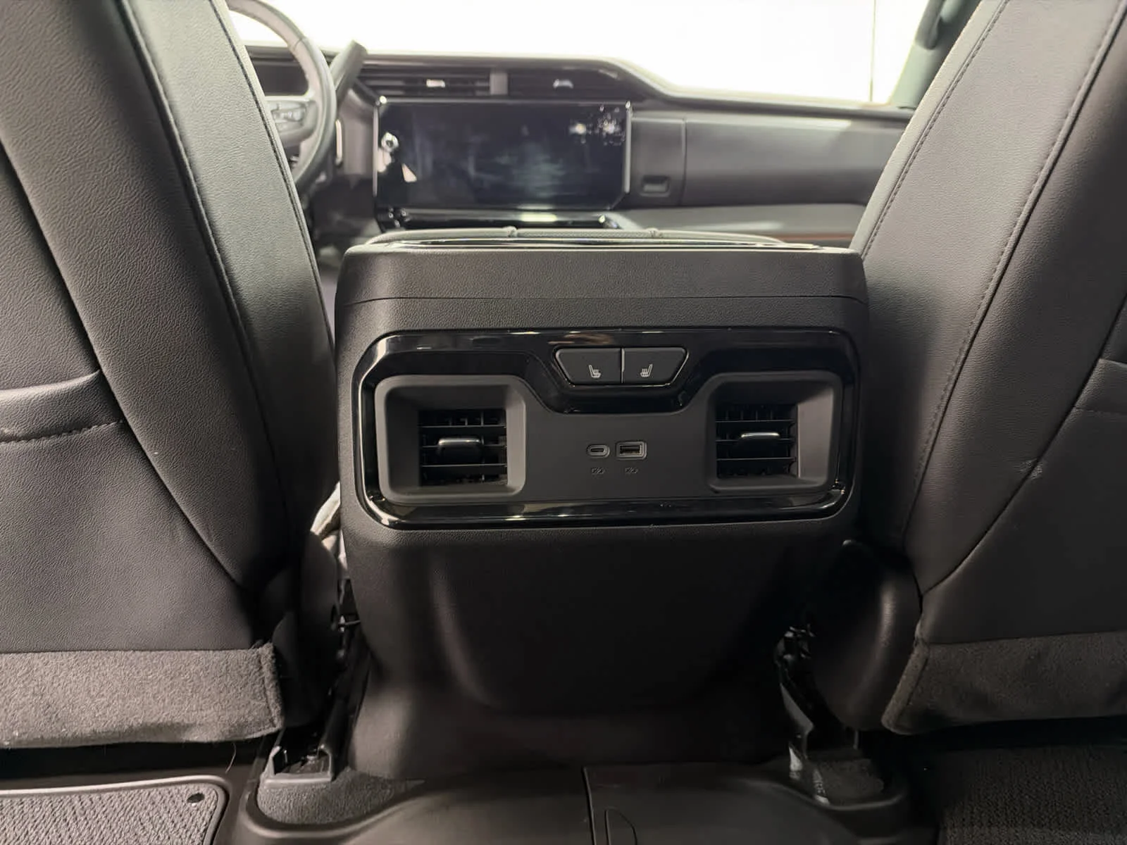 Certified Used 2025 Sterling Metallic GMC AT4 image 14