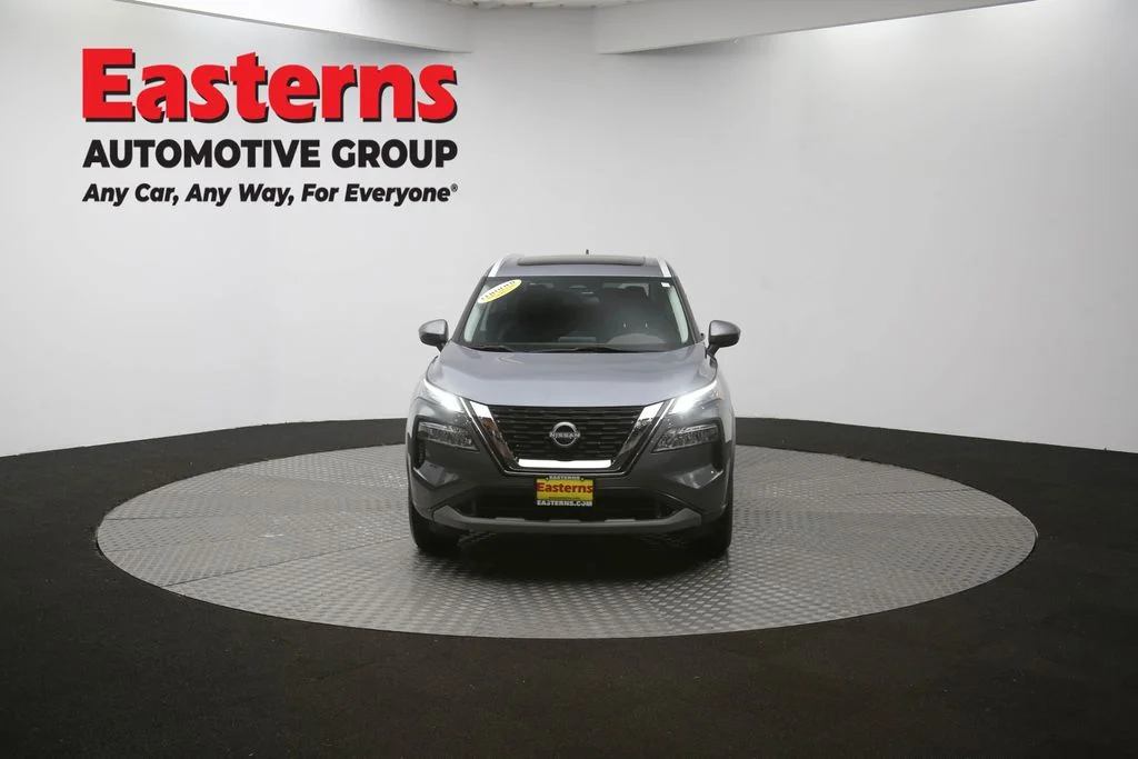 Used 2023 Gray Nissan SV image 53