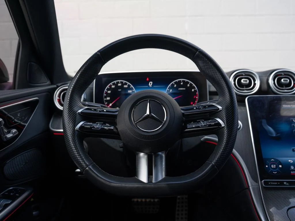 Used 2023  Mercedes-Benz C 300 image 23