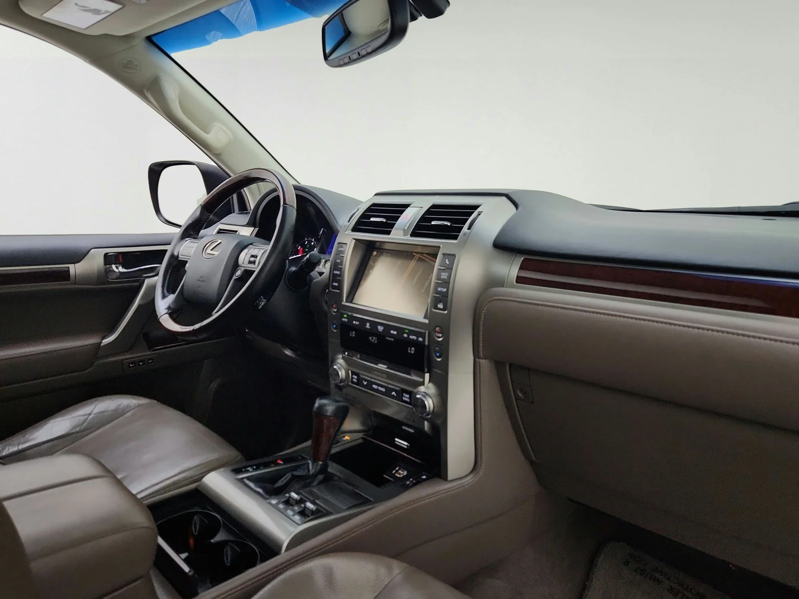 Used 2017 Black Onyx Lexus GX 460 image 26