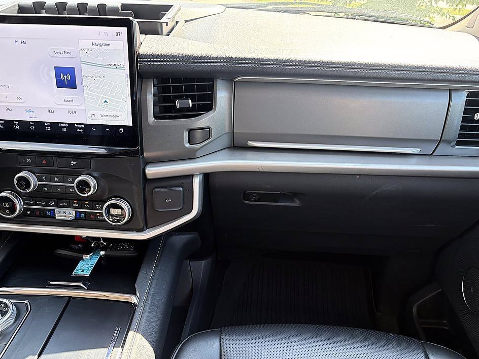Used 2024 Gray Metallic Ford XLT image 15