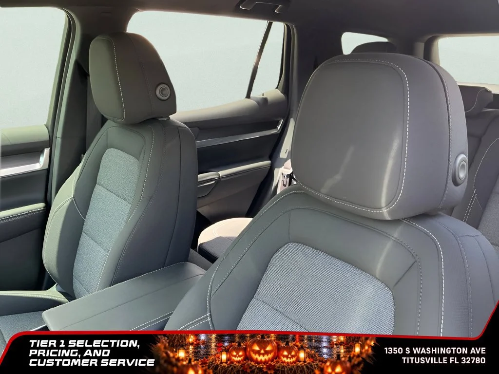 New 2027 Ebony Twilight Metallic GMC Elevation image 23