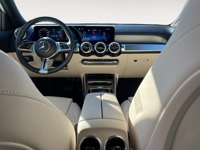 2025 Mercedes-Benz GLB Base - Photo 10