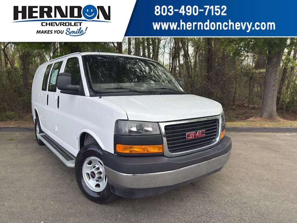 2024 GMC Savana 2500's photo