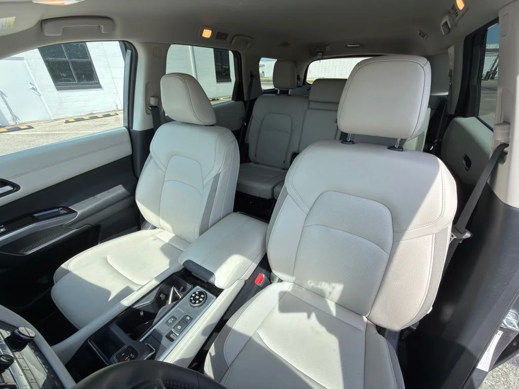 Used 2026 Gray Nissan SL image 11