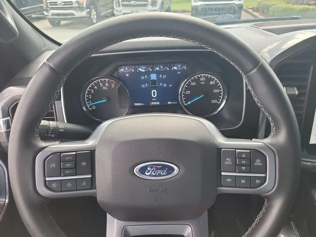 Used 2023 White Ford XLT image 31