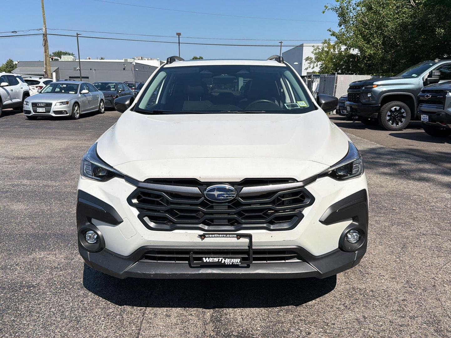 Used 2024 Crystal White Pearl Subaru Limited image 13