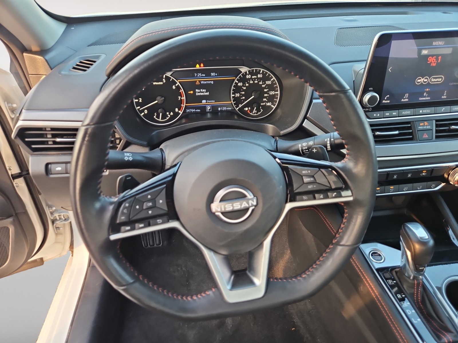 Used 2024 Glacier White Nissan 2.5 SR image 12