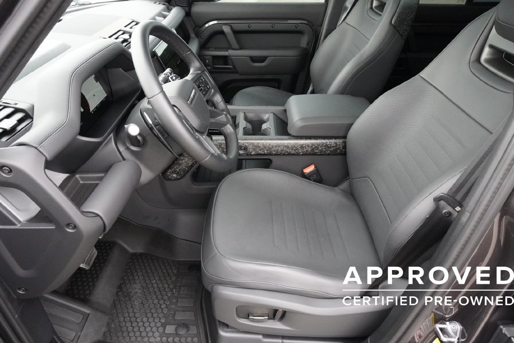 Certified Used 2026 Charente Grey Premium Metallic Land Rover OCTA image 18