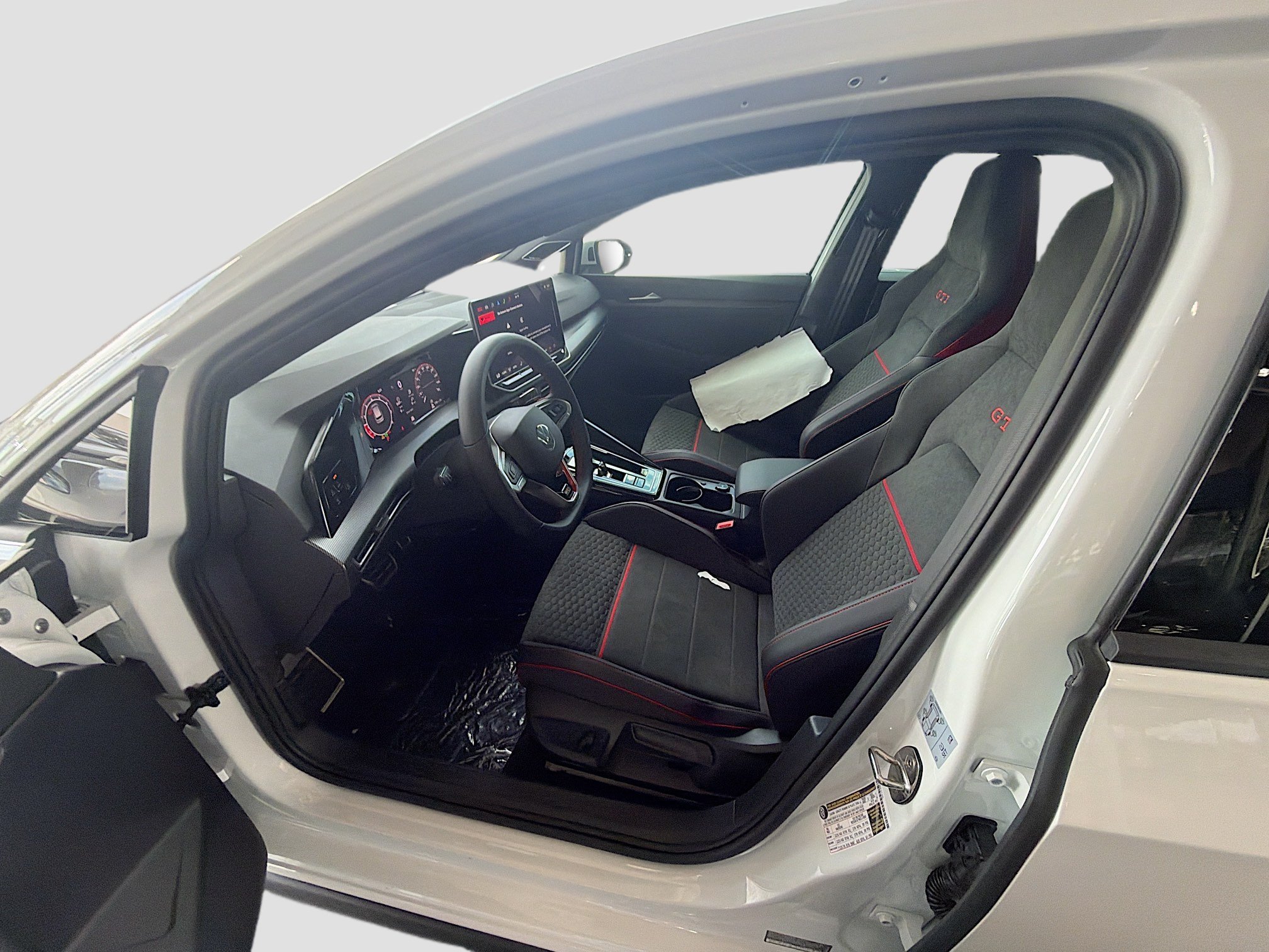2026 Volkswagen Golf GTI SE - Photo 17