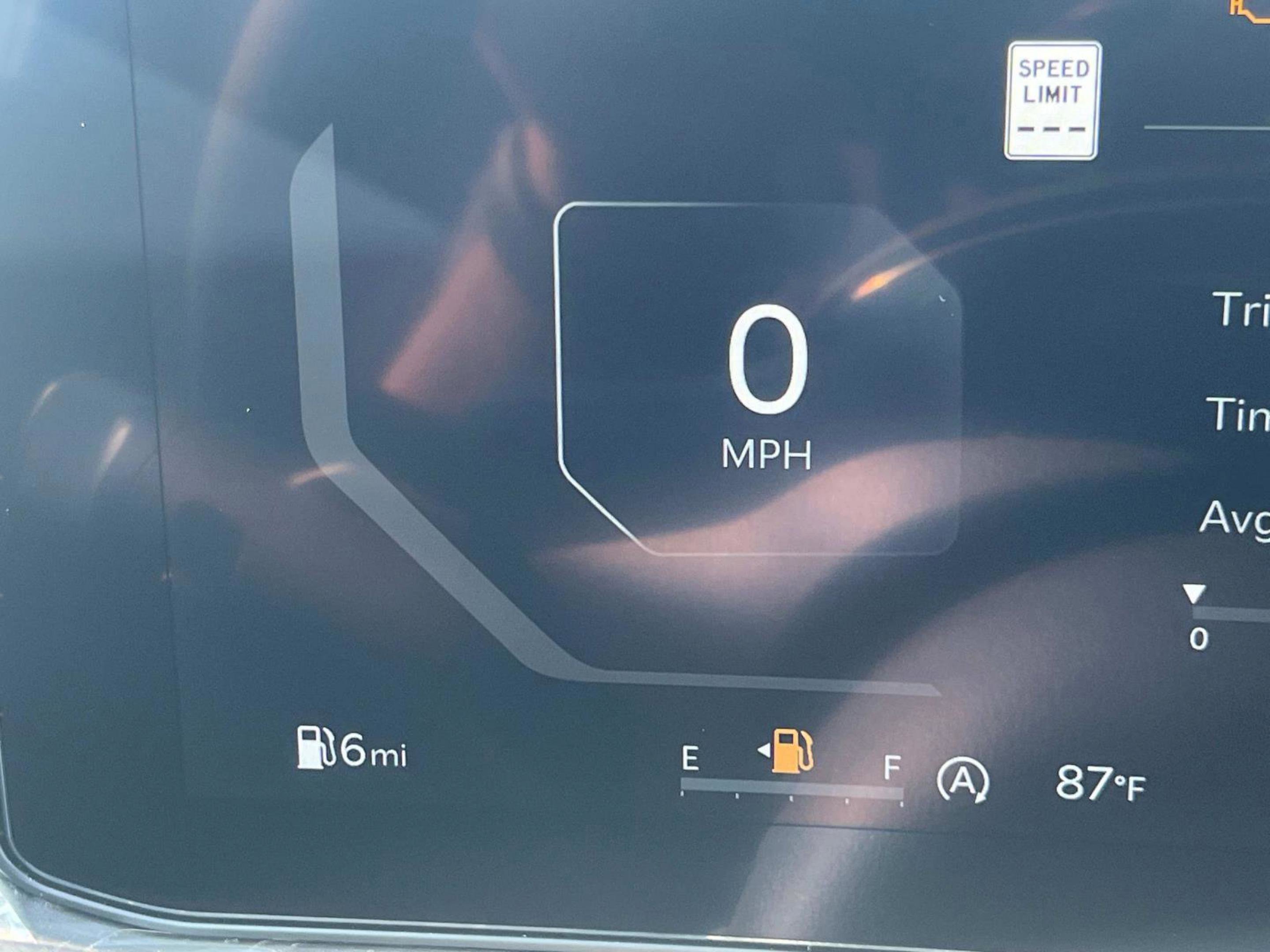 New 2025 Wolf Gray Kia X-Line SX AWD image 38