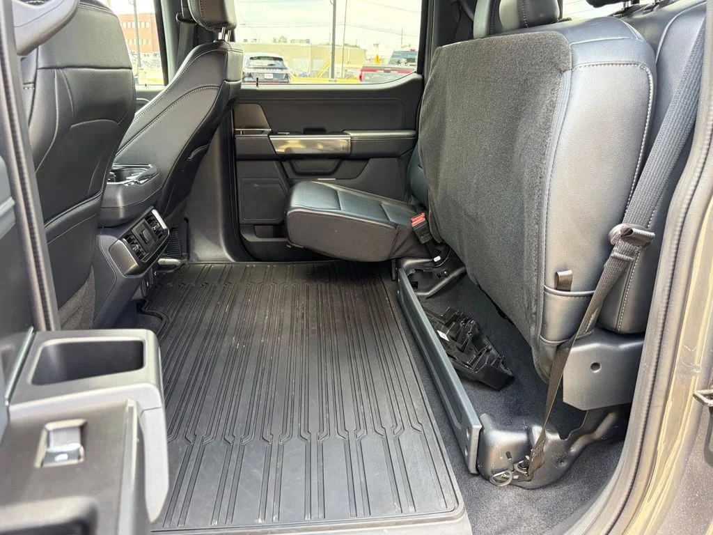 Certified Used 2023 Gray Metallic Ford XLT image 30