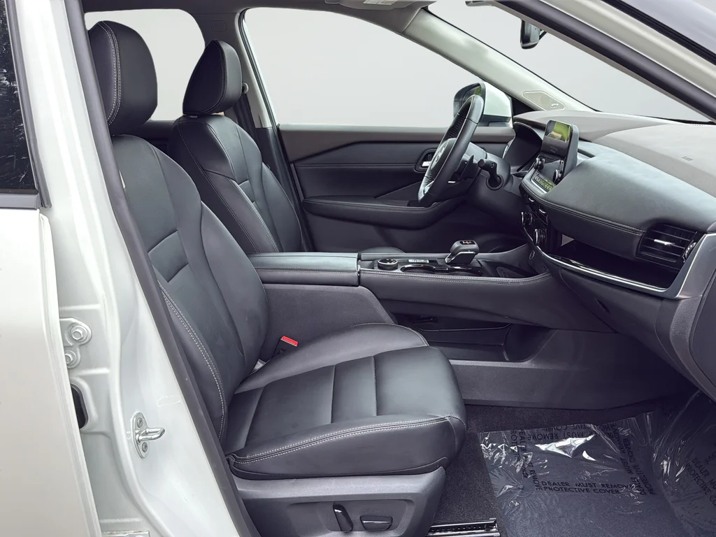 Certified Used 2023 White Nissan SL image 15