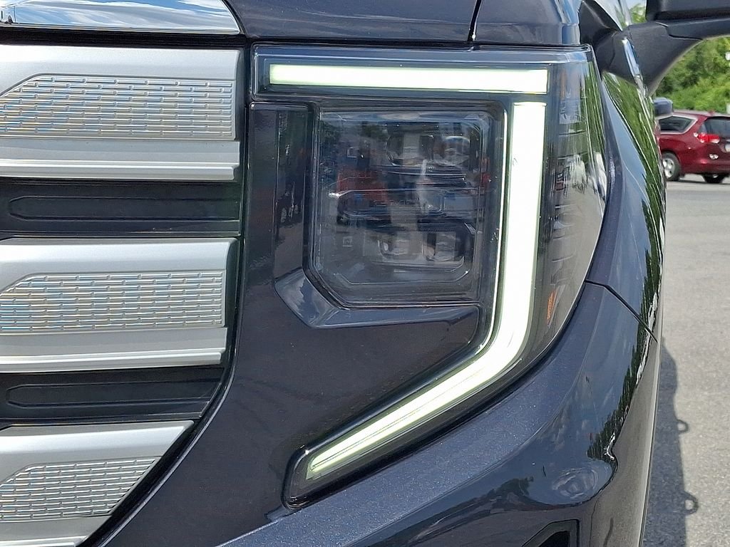 Used 2023 Silver GMC SLE image 10