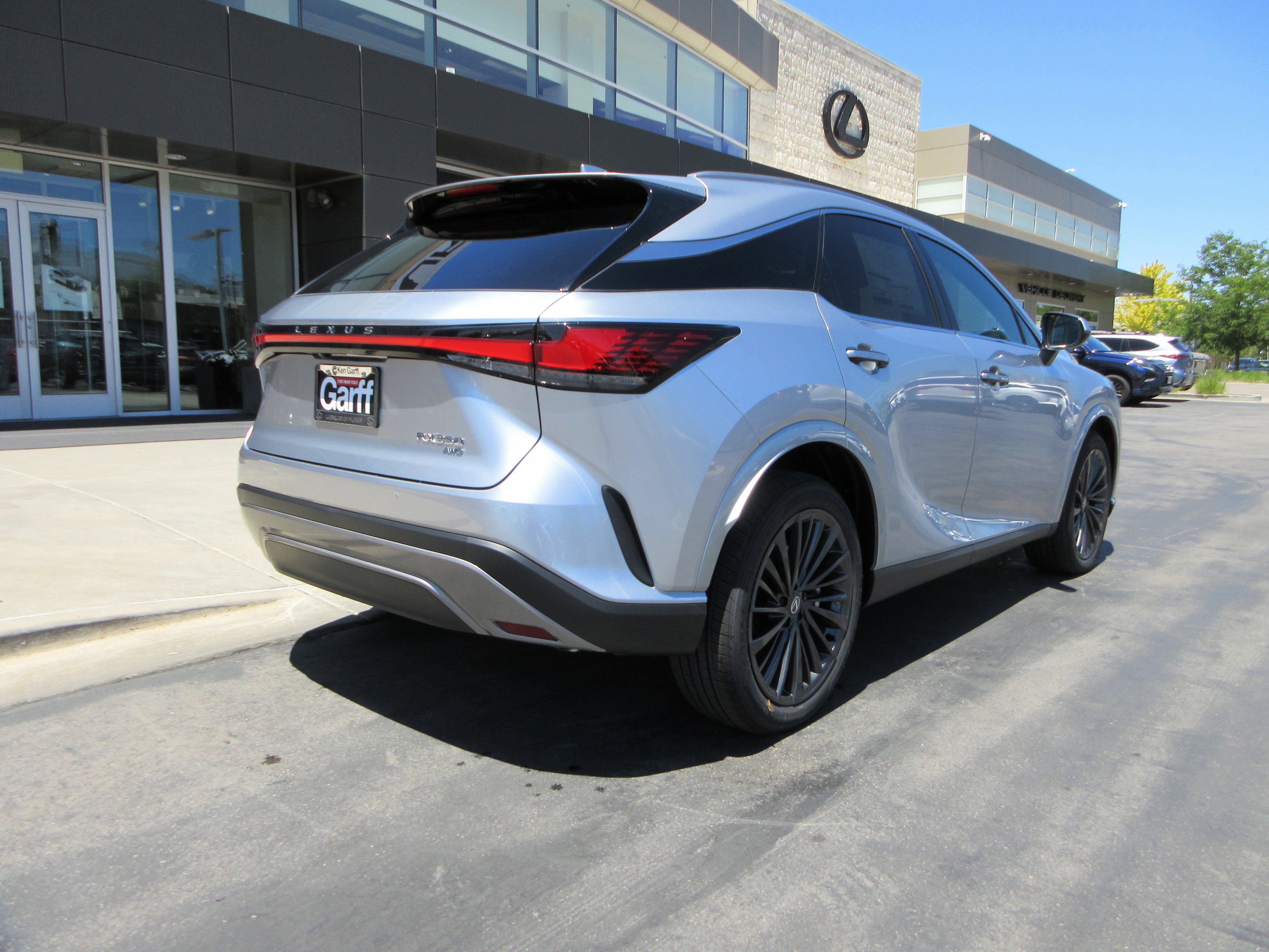 New 2026 Iridium Lexus PREMIUM image 9