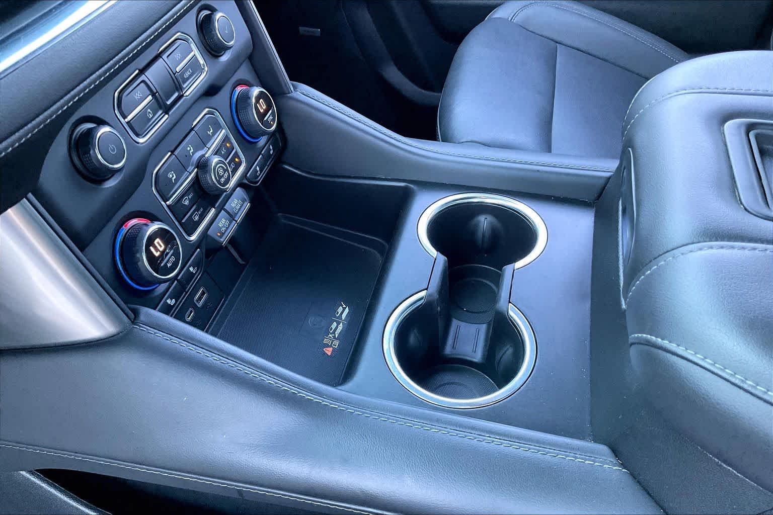 Used 2022 Summit White Chevrolet LT image 15
