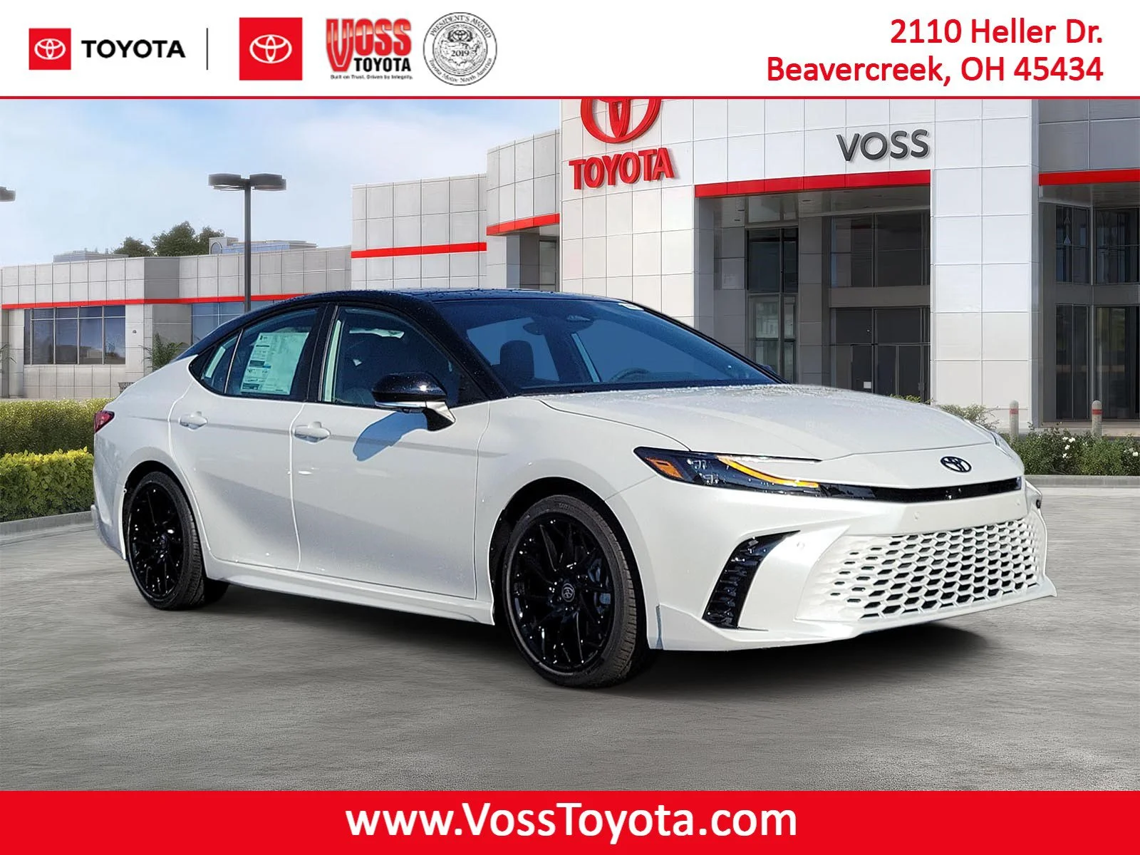 New 2026 Wind Chill Pearl w/Midnight Black Metallic Roof Toyota XSE image 1