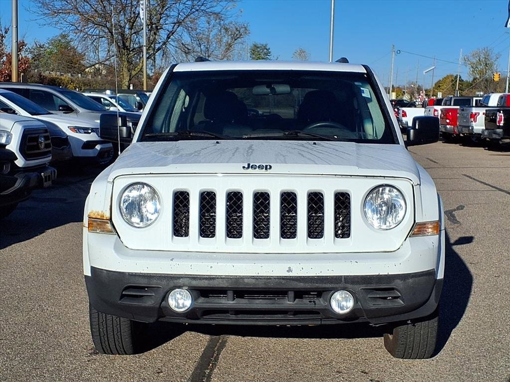 Used 2015 Jeep Patriot Latitude with VIN 1C4NJRFB0FD425476 for sale in Howell, MI