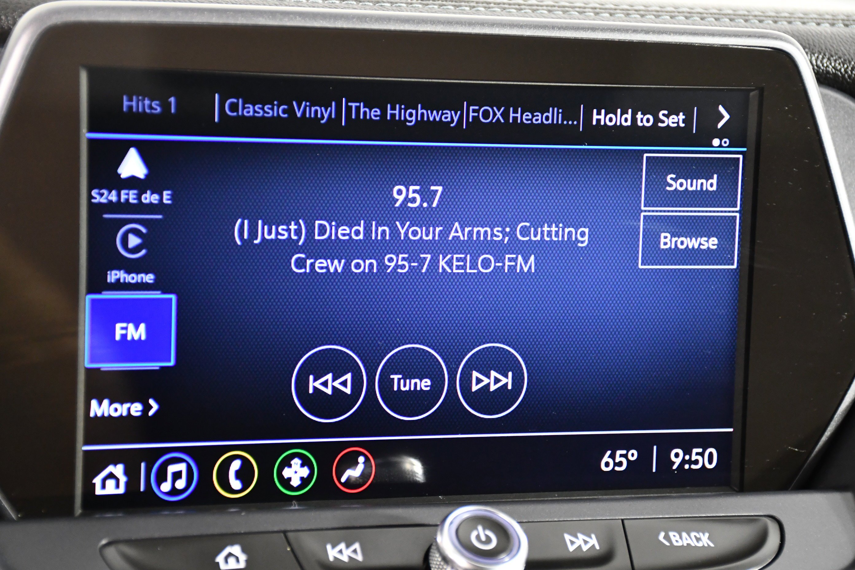 Used 2021 Black Chevrolet LT image 27