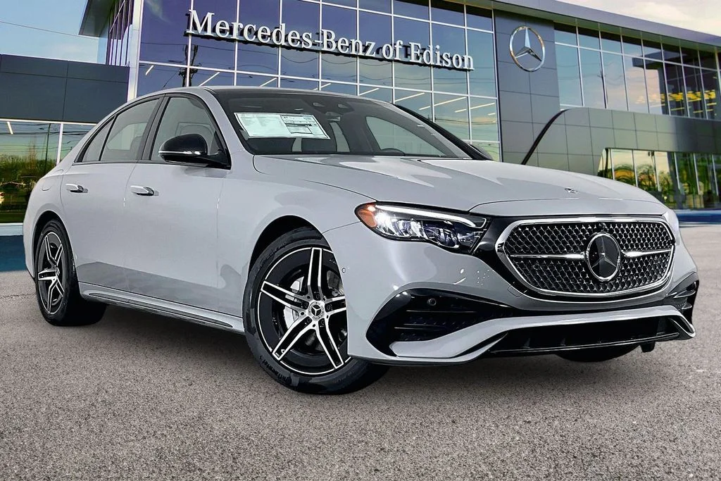 2026 Mercedes-Benz E-Class E350 4MATIC's photo