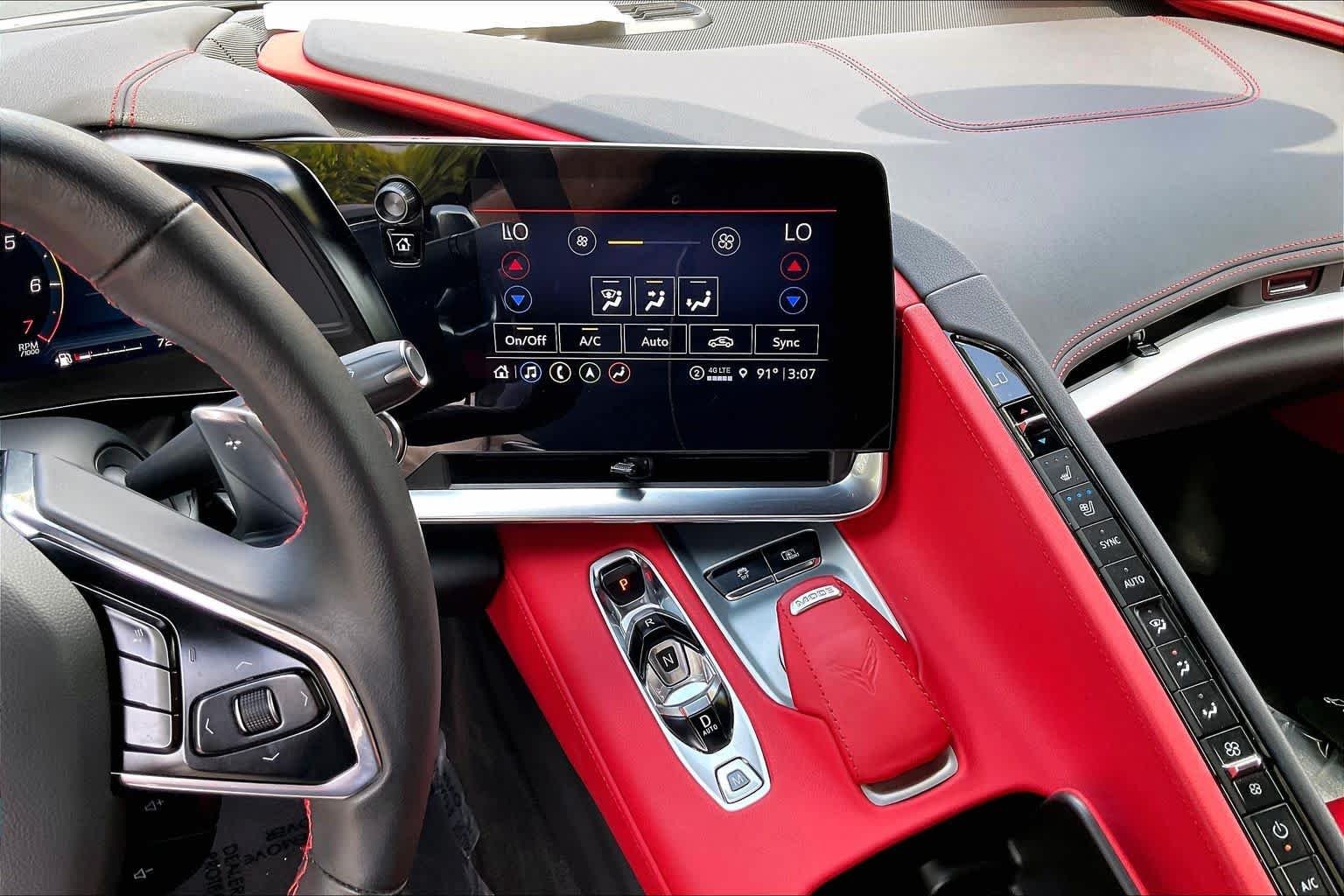 2023 Chevrolet Corvette 2LT - Photo 7