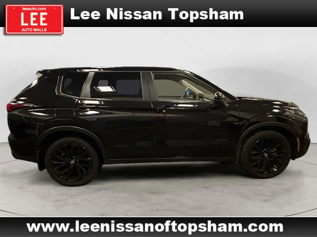 New 2026 Cosmic Black Nissan SL image 7