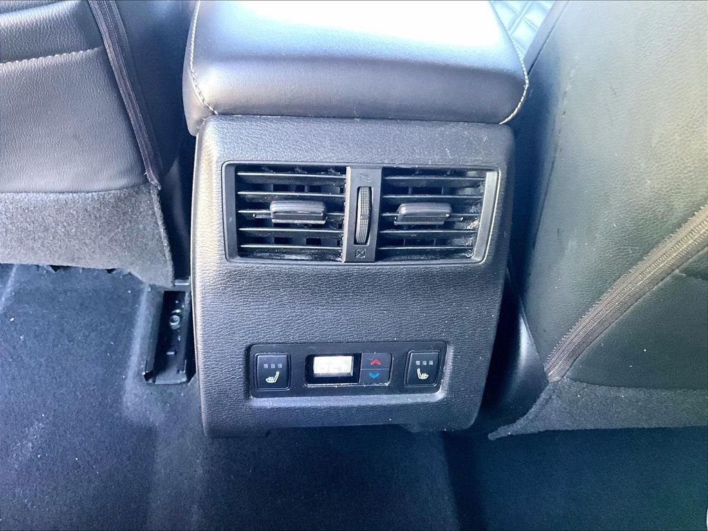 Used 2022 Black Mitsubishi SEL image 29