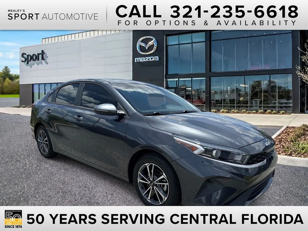 Used 2022 Gray Kia LXS image 1