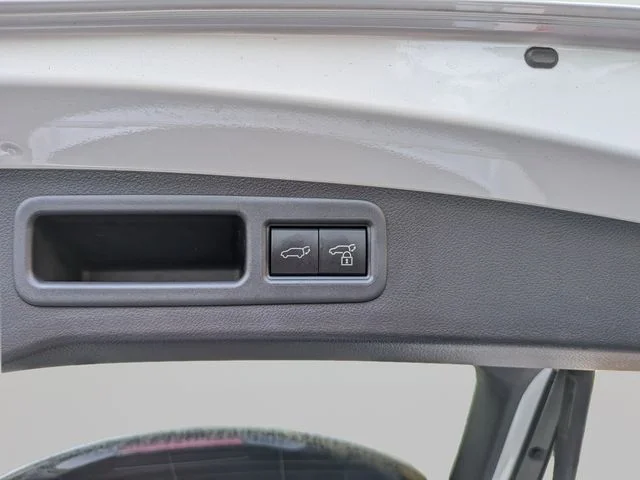 Used 2024 White Lexus 350 Premium image 11